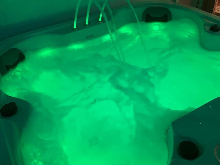 PeacehavenPerfect Couple Retreat To Unwind&Relax With Hottubアパートメント エクステリア 写真