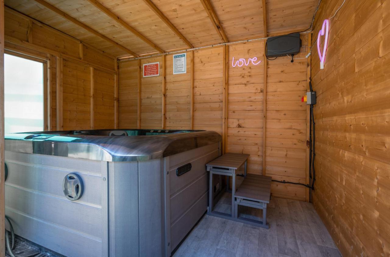 PeacehavenPerfect Couple Retreat To Unwind&Relax With Hottubアパートメント エクステリア 写真